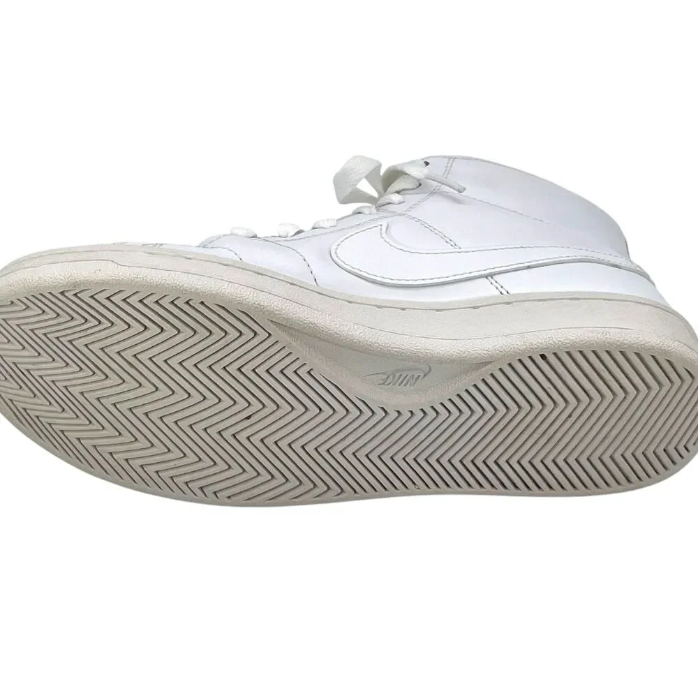 Nike Court Royale 2 Mid White High Top Sneakers Youth Size 7 CT1725-100